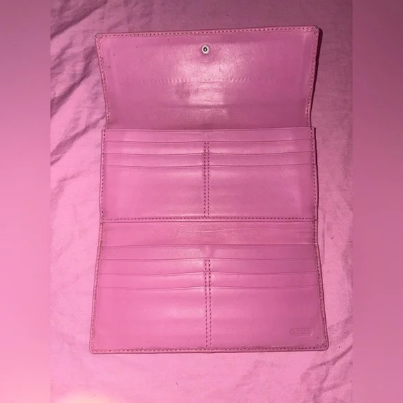 Coach baby pink patent leather Jacquard wallet - Picture 3 of 5